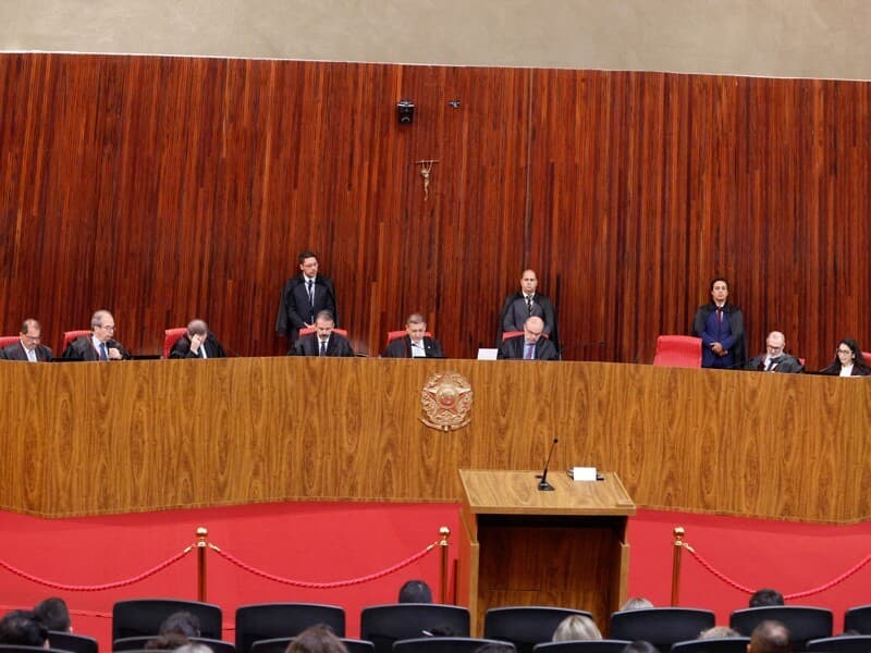 TSE analisa ações relacionadas à disputa presidencial nesta quinta-feira (15). - Luiz Roberto/TSE