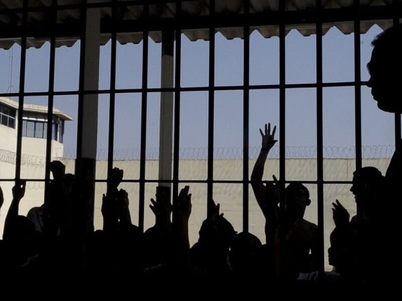 Com quase 1 milhão de presos, o Brasil tem a 3ª posição mundial em população carcerária absoluta, atrás apenas dos Estados Unidos e da China. - Wilson Dias/Agência Brasil