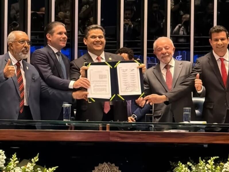 Sessão que aprovou o fim da escala 6x1 no Senado. - Carlos Moura/Agência Senado