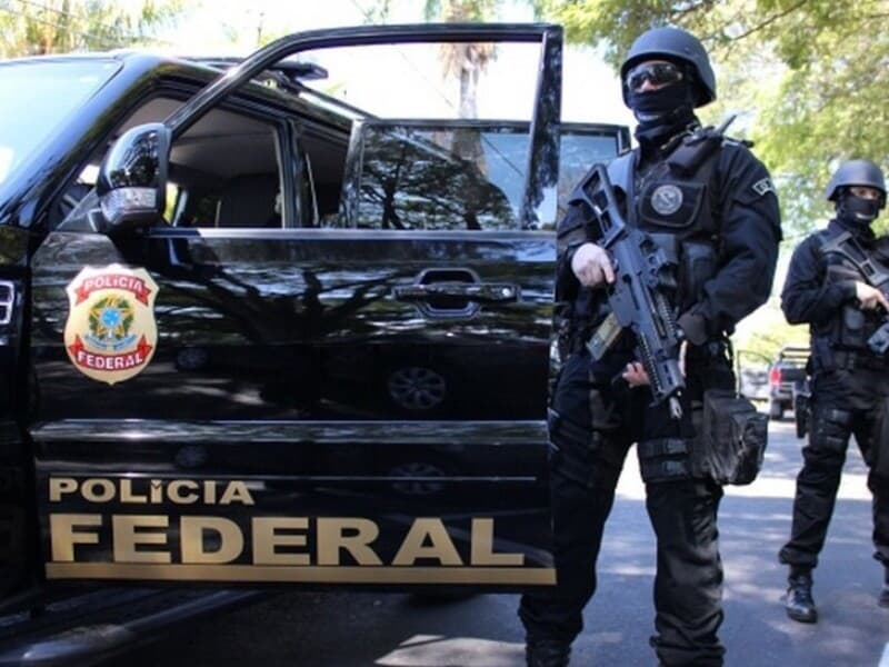 PF apura cobrança de taxas de provedores e sabotagem a concorrentes em territórios dominados pela facção.
 - Agência Brasil | Divulgação