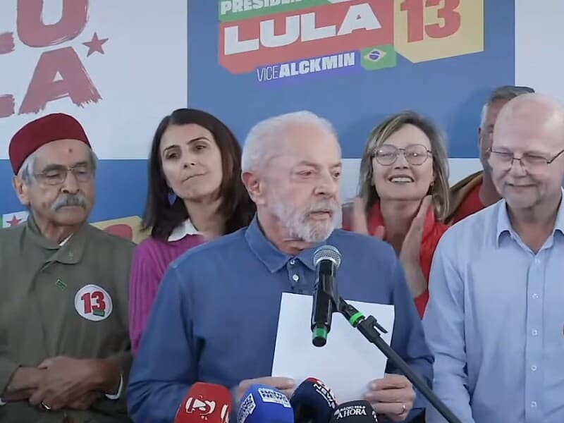 Lula anuncia que autorizará quebra dos sigilos dele e de familiares. - Reprodução/YouTube