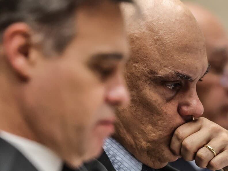 André Mendonça e Alexandre de Moraes protagonizam uma das maiores crises da história do STF. - Gabriela Biló/Folhapress