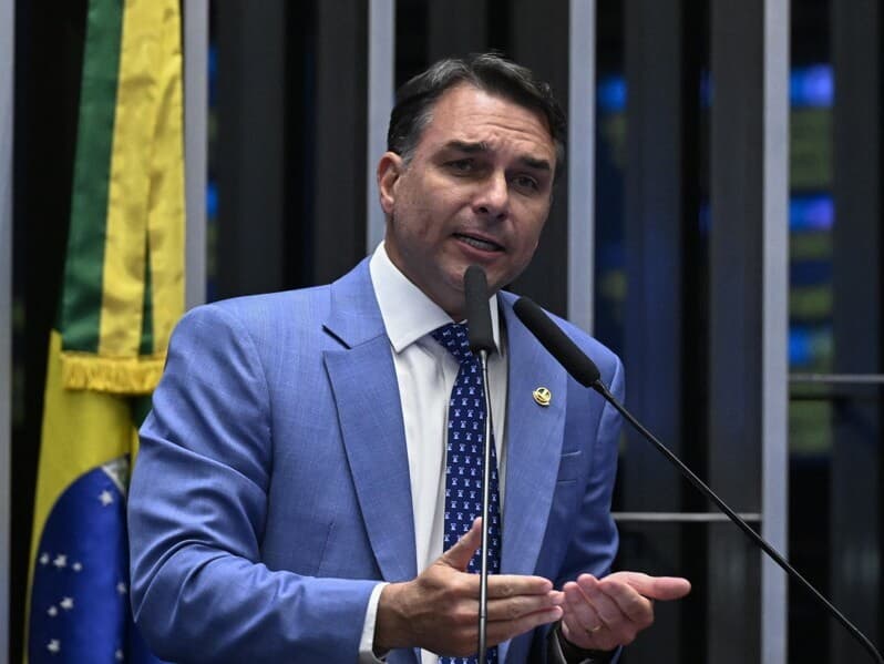 Flávio autoriza quebra de sigilo, mas impõe ao menos 21 condições. - Carlos Moura/Agência Senado Flávio autoriza quebra de sigilo, mas impõe ao menos 21 condições. - Carlos Moura/Agência Senado