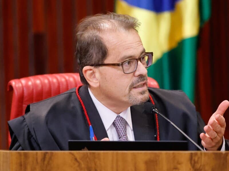 Ministro proíbe suspensão do "Exército do Lula" sem aval do Plenário. -  Luiz Roberto/TSE