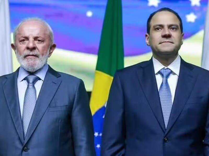 Conselho Federal da OAB cumprimenta o presidente Lula. - Raul Spinassé/OAB