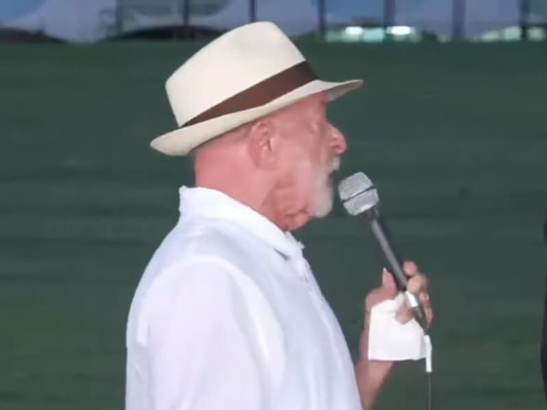 "Primeira pátria de Flávio é onde lambe bota nos Estados Unidos", diz Lula - Reprodução/YouTube