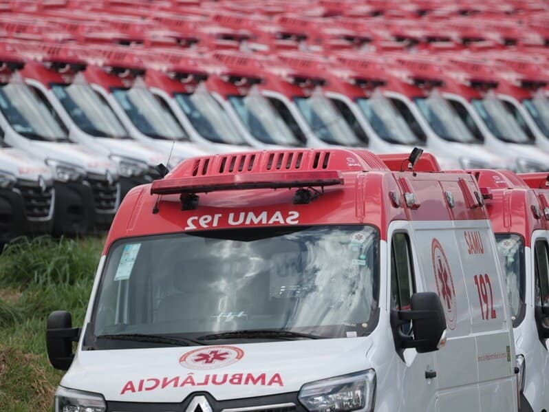 Projeto muda regra para multas aplicadas a ambulâncias. - Danilo Verpa/Folhapress