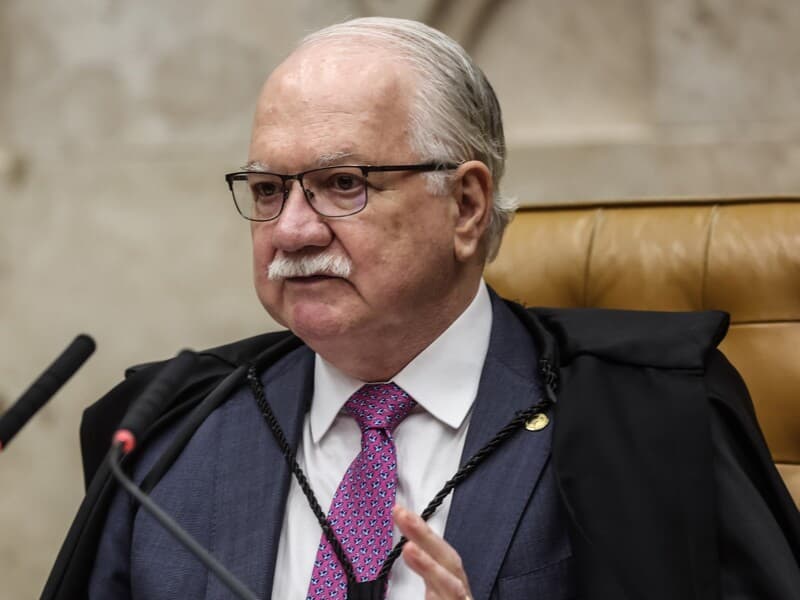 Fachin havia assumido o comando das investigações do INSS e do Master em meio à crise entre Mendonça e Moraes. - Gabriela Biló/Folhapress