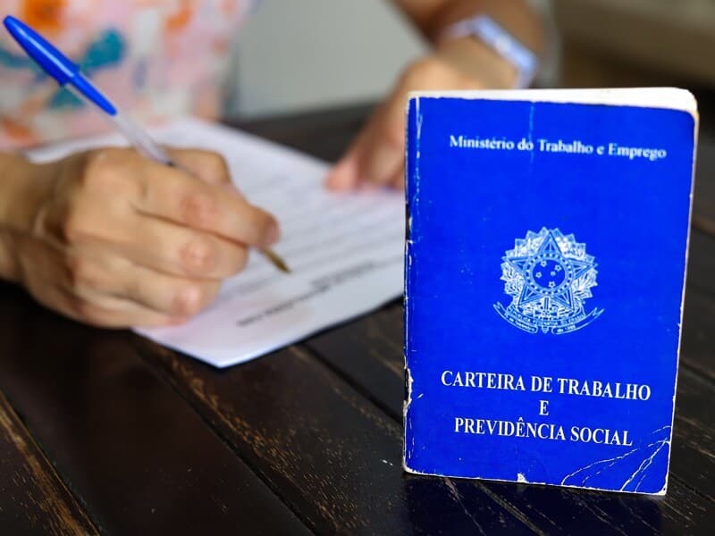 Variação da taxa de desocupação desde o início do ano. - Rafael Henrique/AtoPress/Folhapress)
