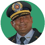 Do capitão ao delegado: quando quem combate o crime faz a lei